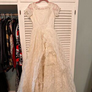 Vintage 1965 Lace wedding dress (altered in 1996)